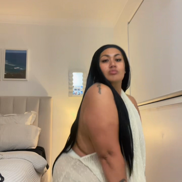x SAMOAN  PLUS SIZE MILF x